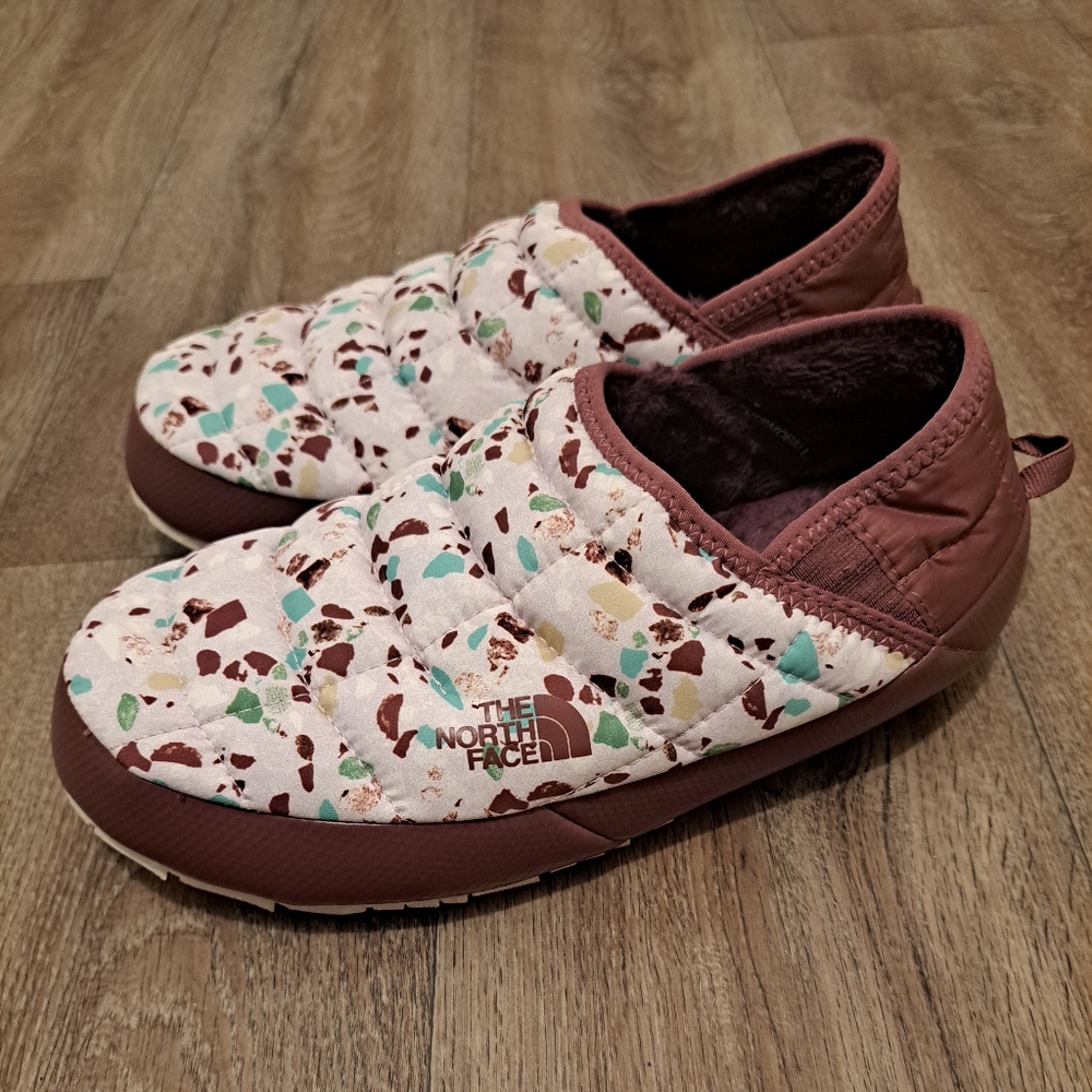 The north face thermonall slippers